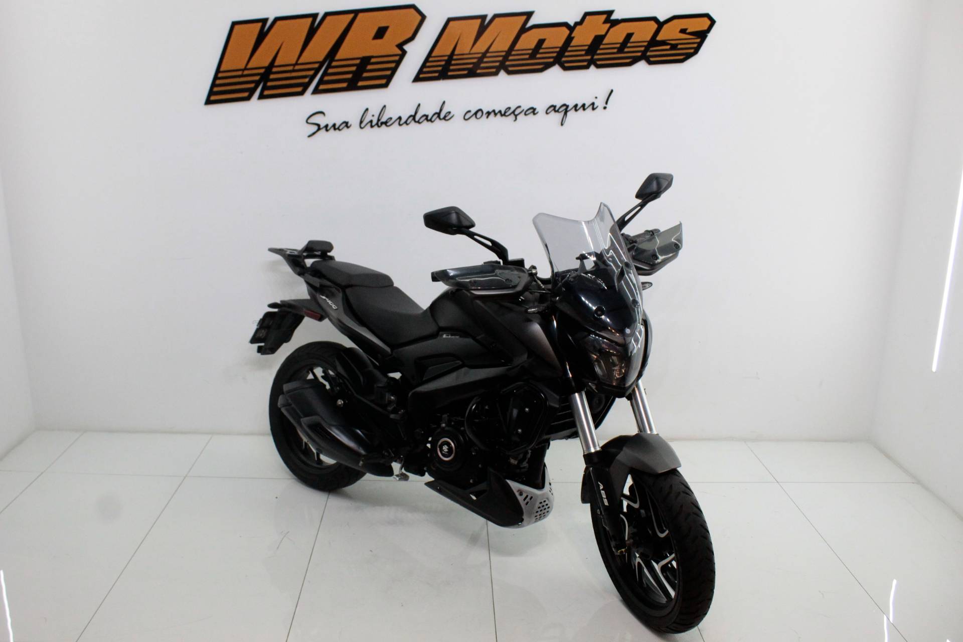 BAJAJ DOMINAR 400