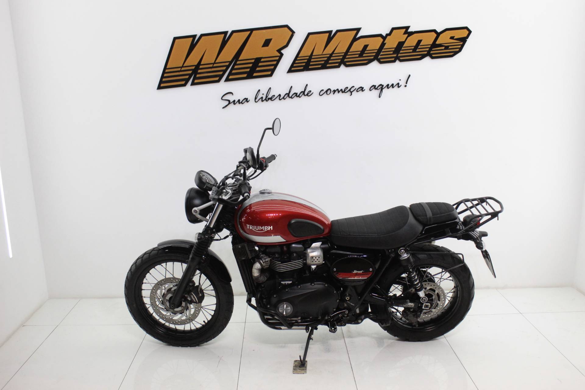 TRIUMPH STREET SCRAMBLER