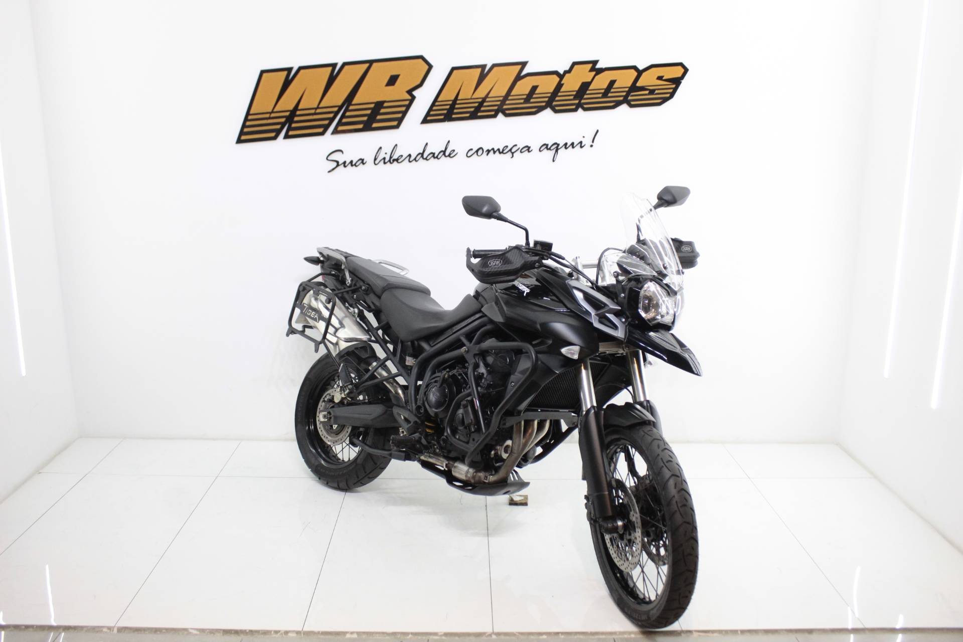 TRIUMPH TIGER 800XC