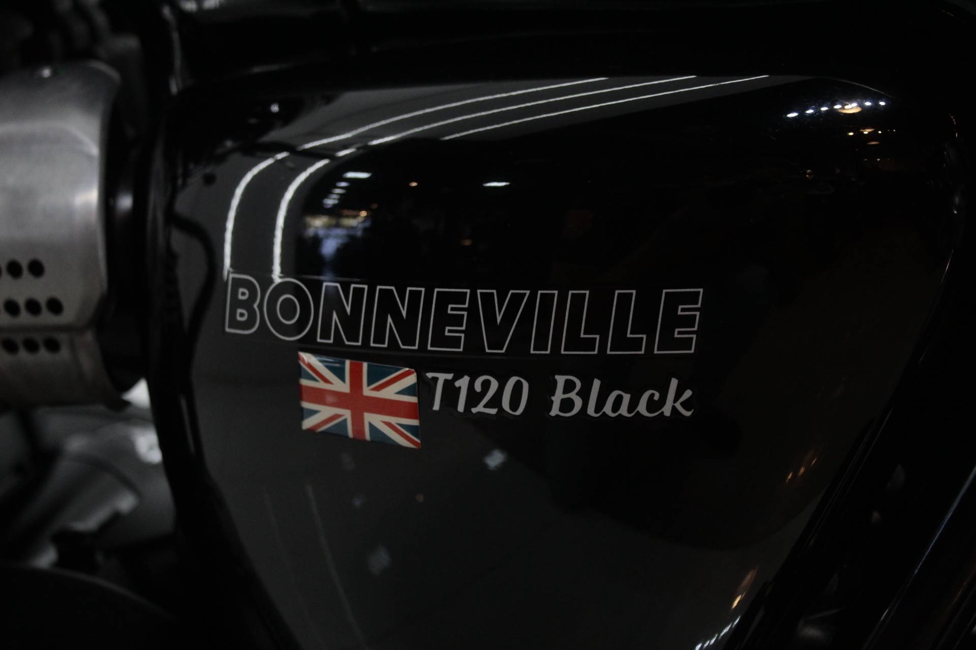 TRIUMPH BONNEVILLE T120 BLACK 1200