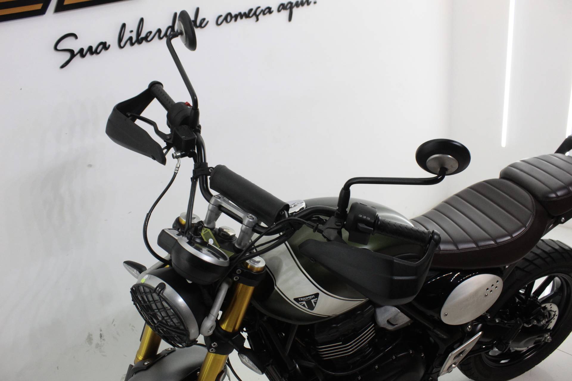 TRIUMPH SCRAMBLER