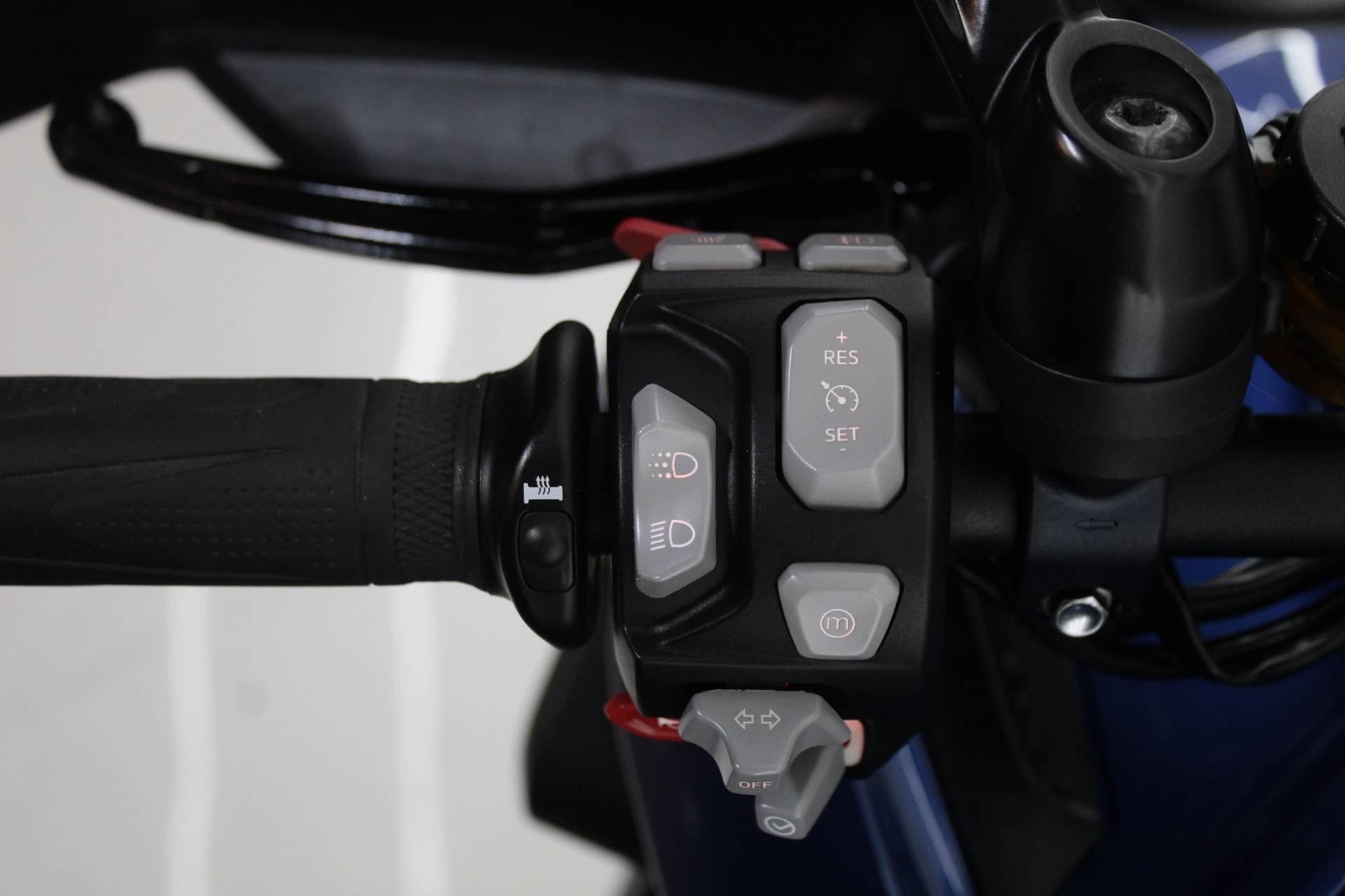 TRIUMPH TIGER 1200 GT EXPLORER