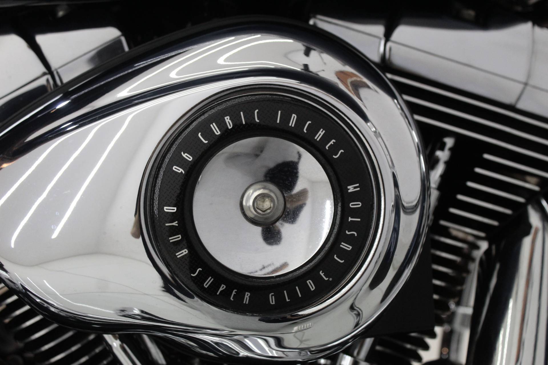HARLEY-DAVIDSON DYNA SUPER GLIDE CUSTOM