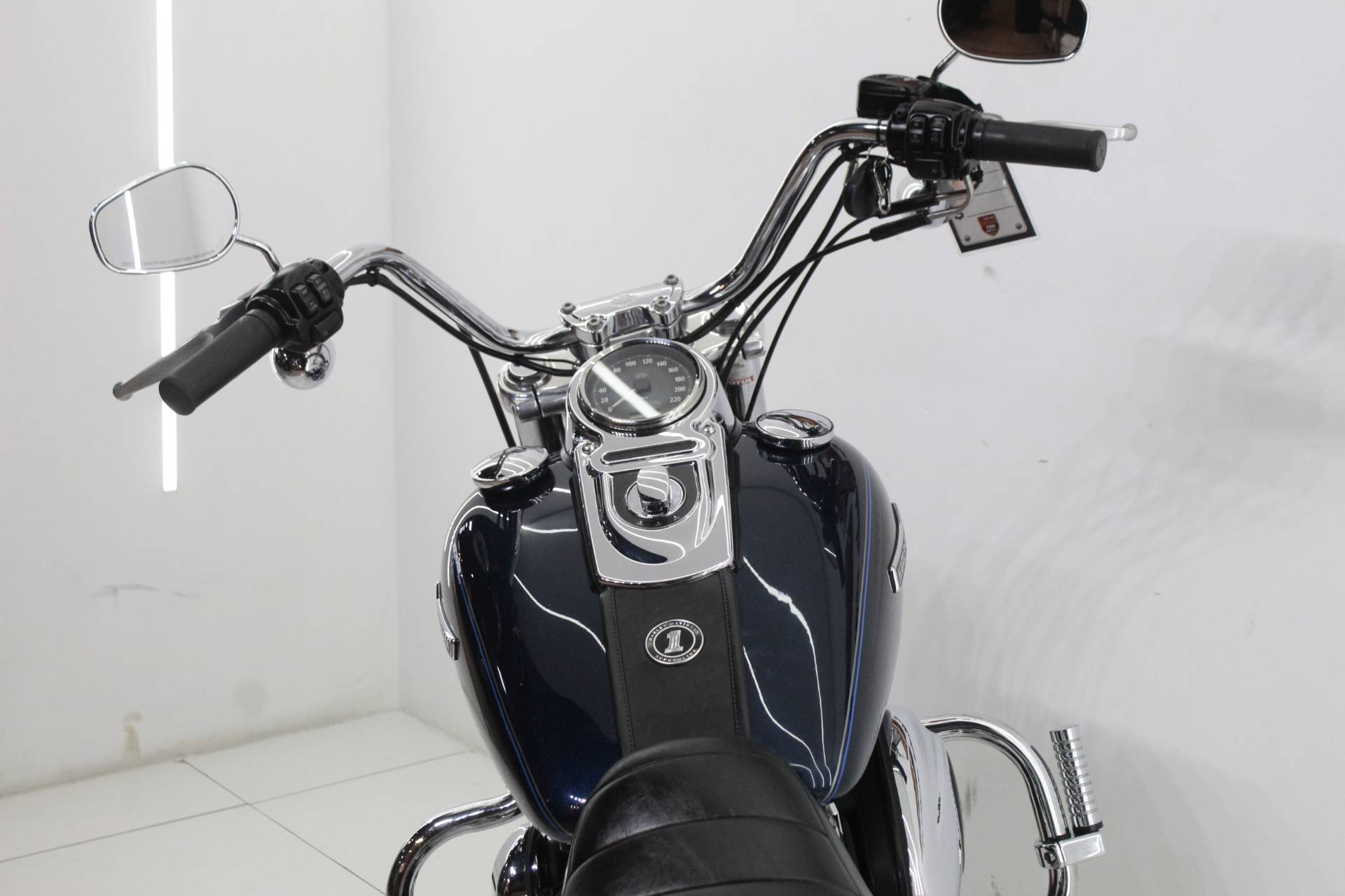 HARLEY-DAVIDSON DYNA SUPER GLIDE CUSTOM