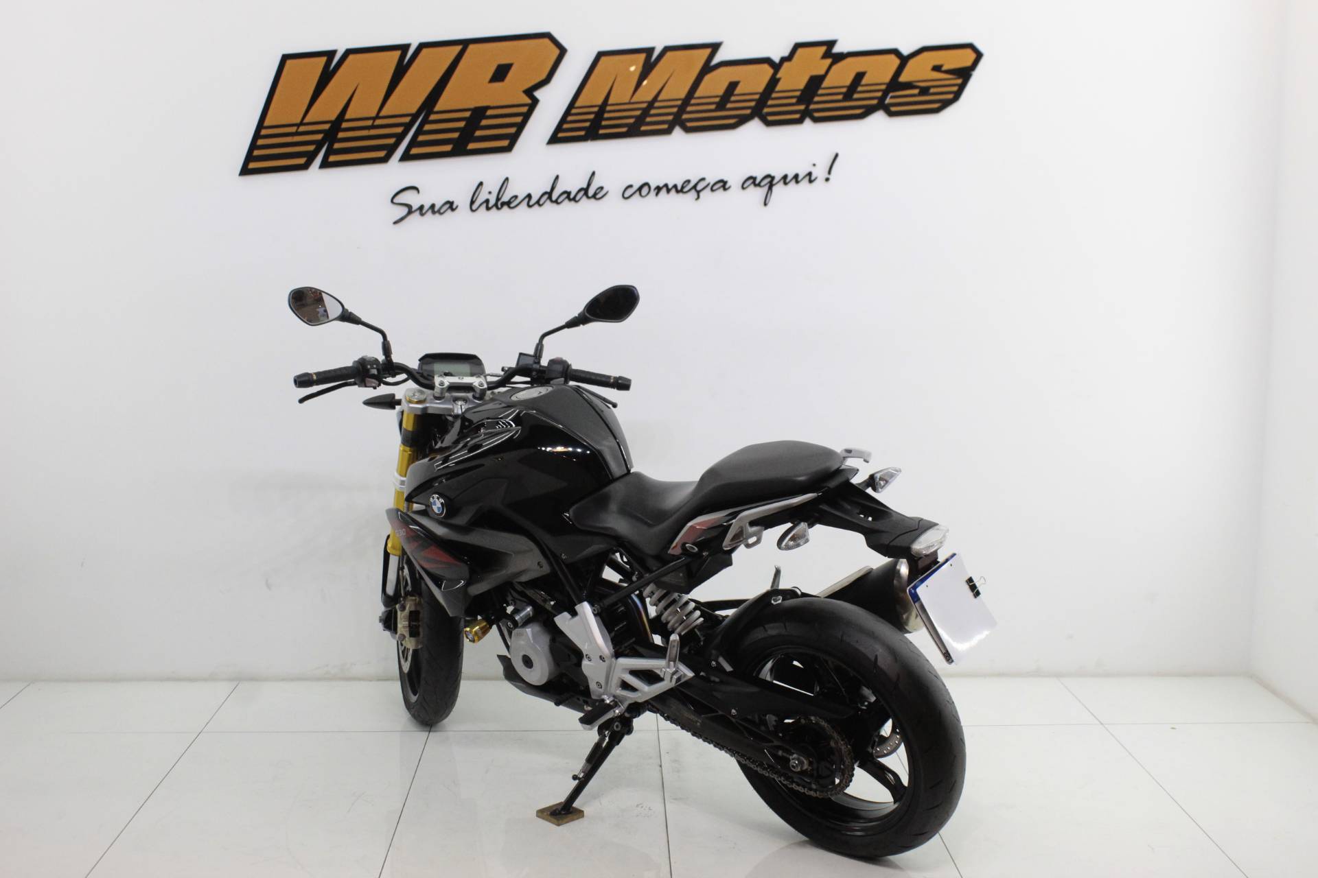 BMW G 310 R