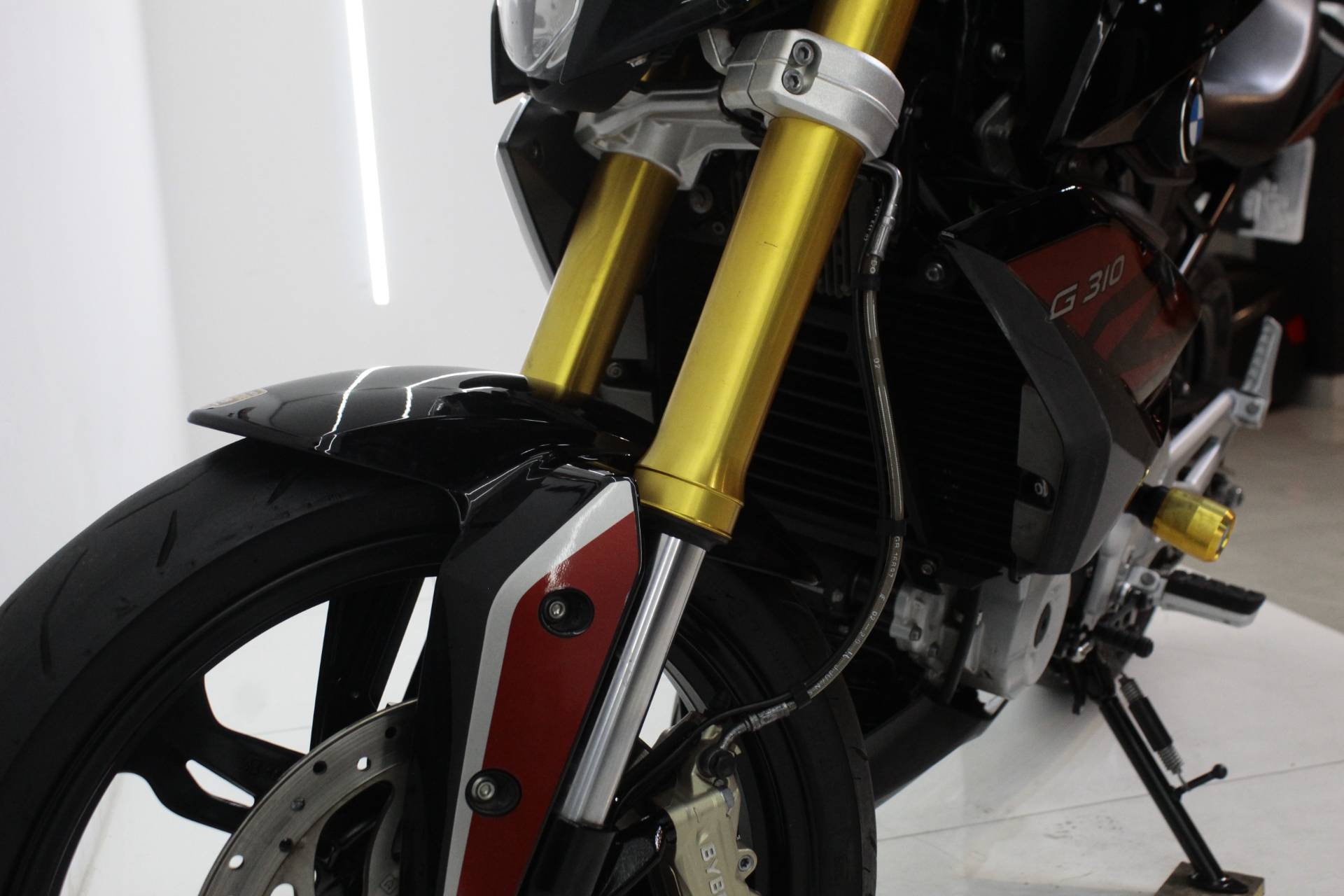 BMW G 310 R
