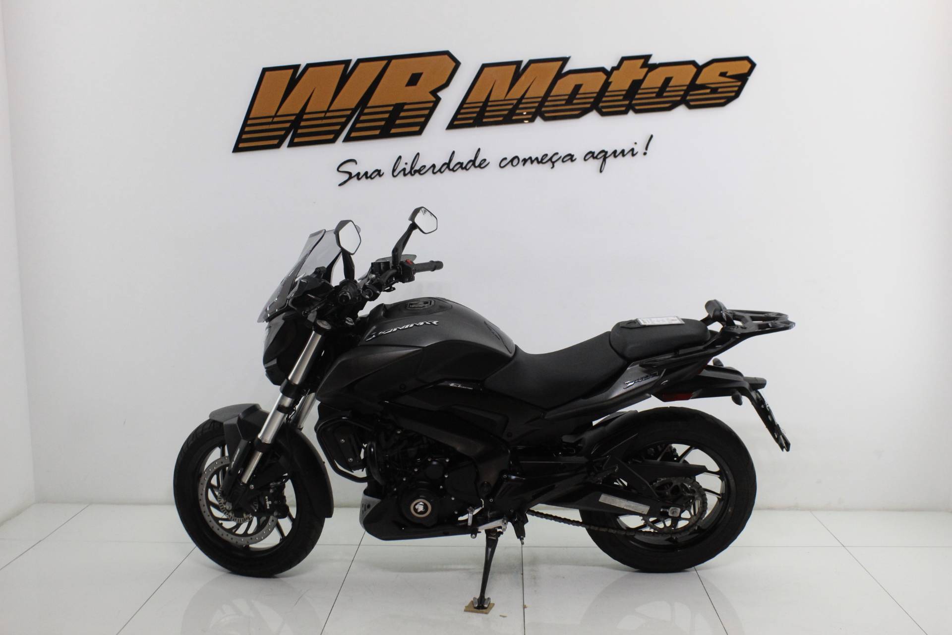 BAJAJ DOMINAR 400