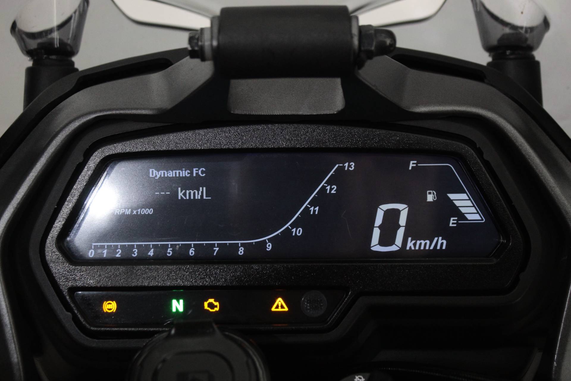 BAJAJ DOMINAR 400