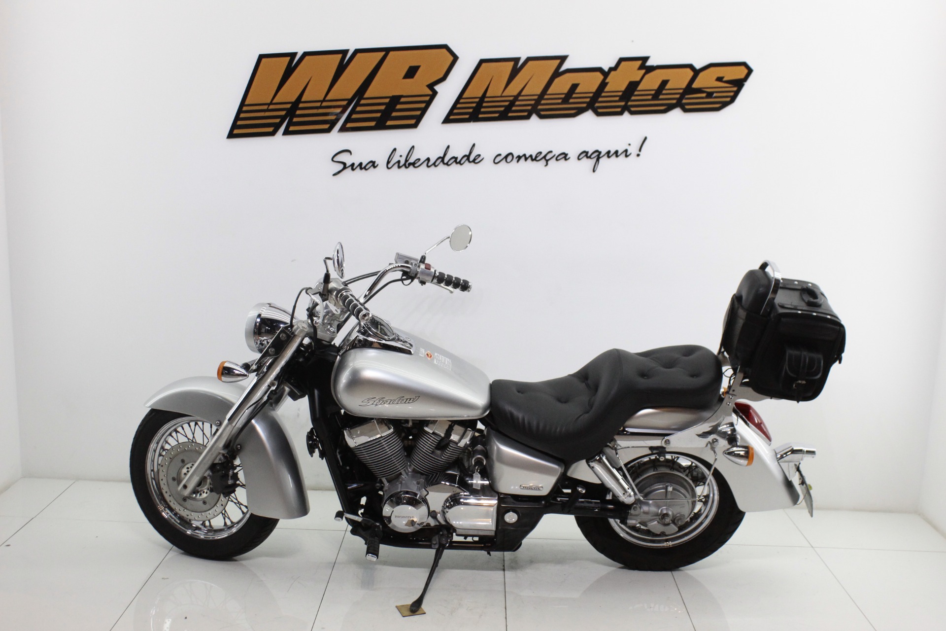HONDA SHADOW 750