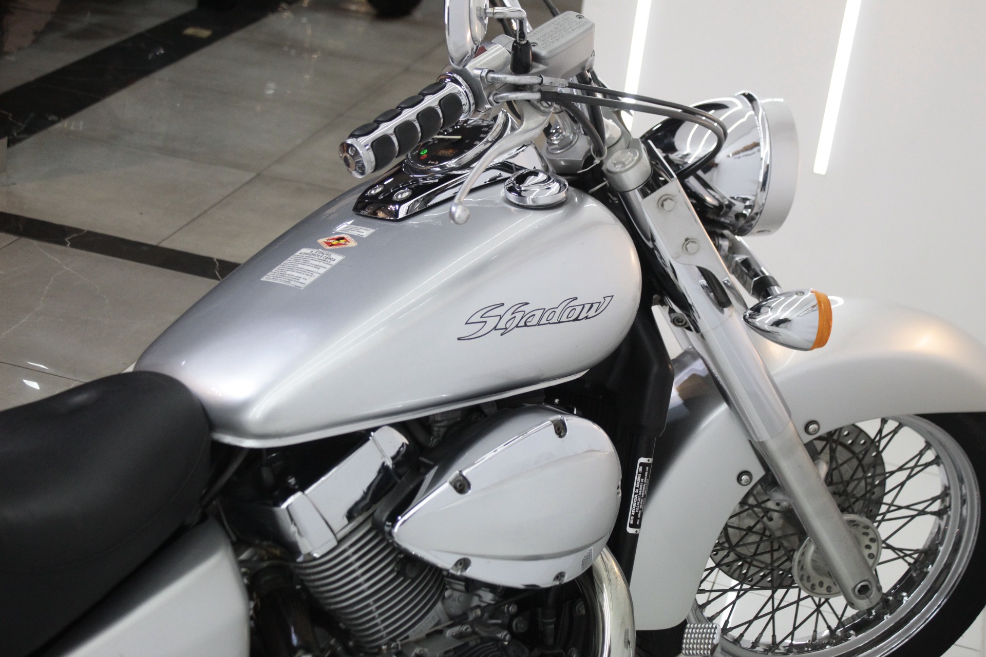 HONDA SHADOW 750