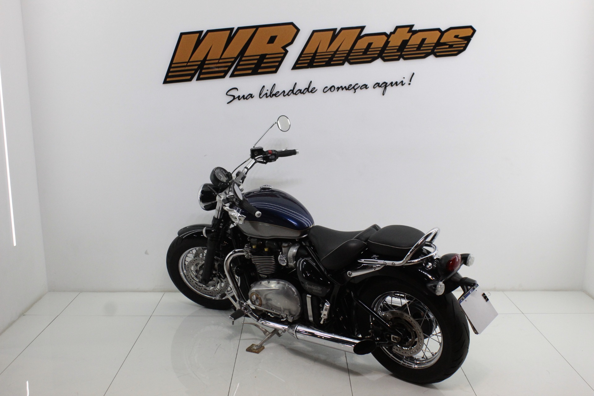 TRIUMPH BONNEVILLE SPEEDMASTER
