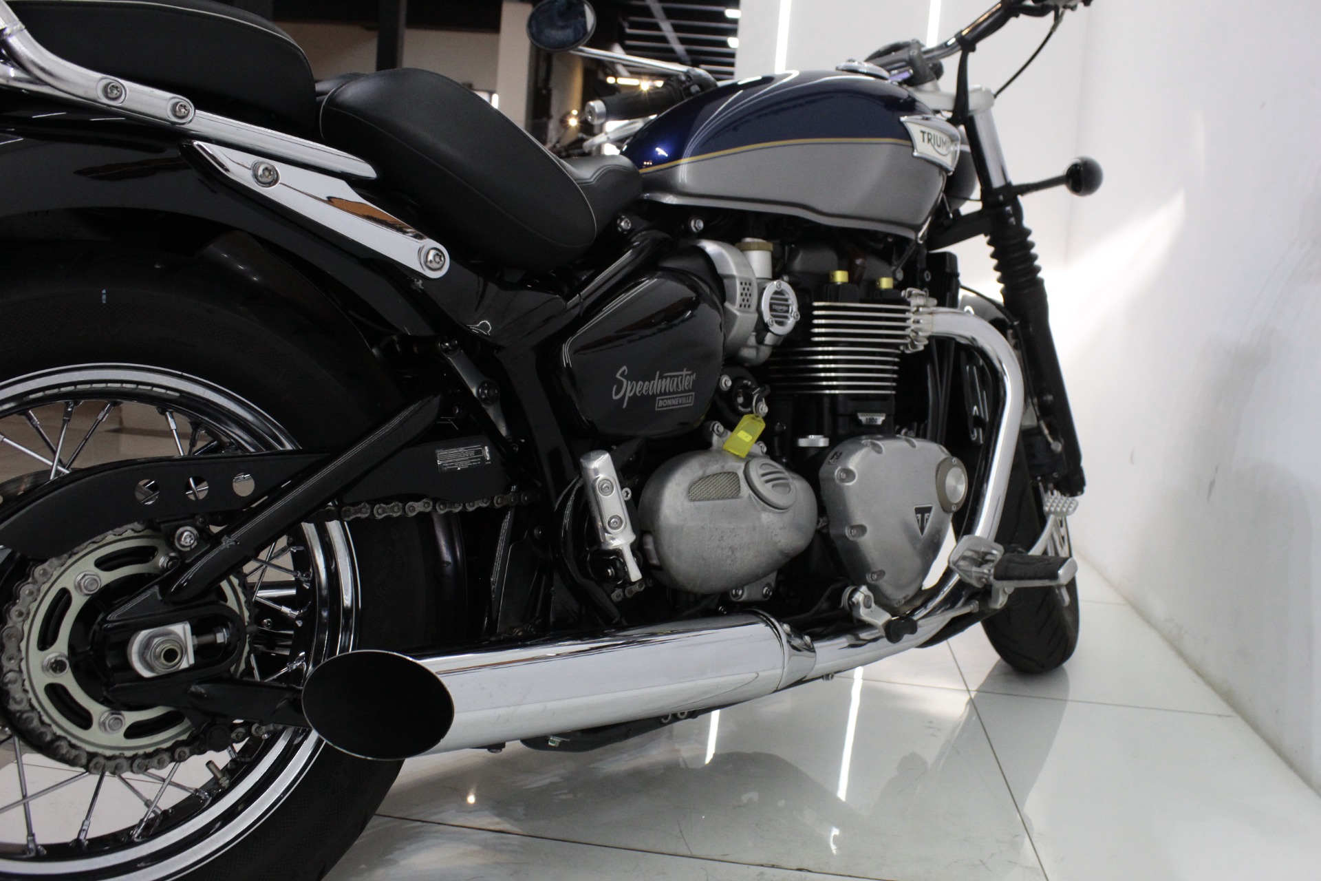 TRIUMPH BONNEVILLE SPEEDMASTER