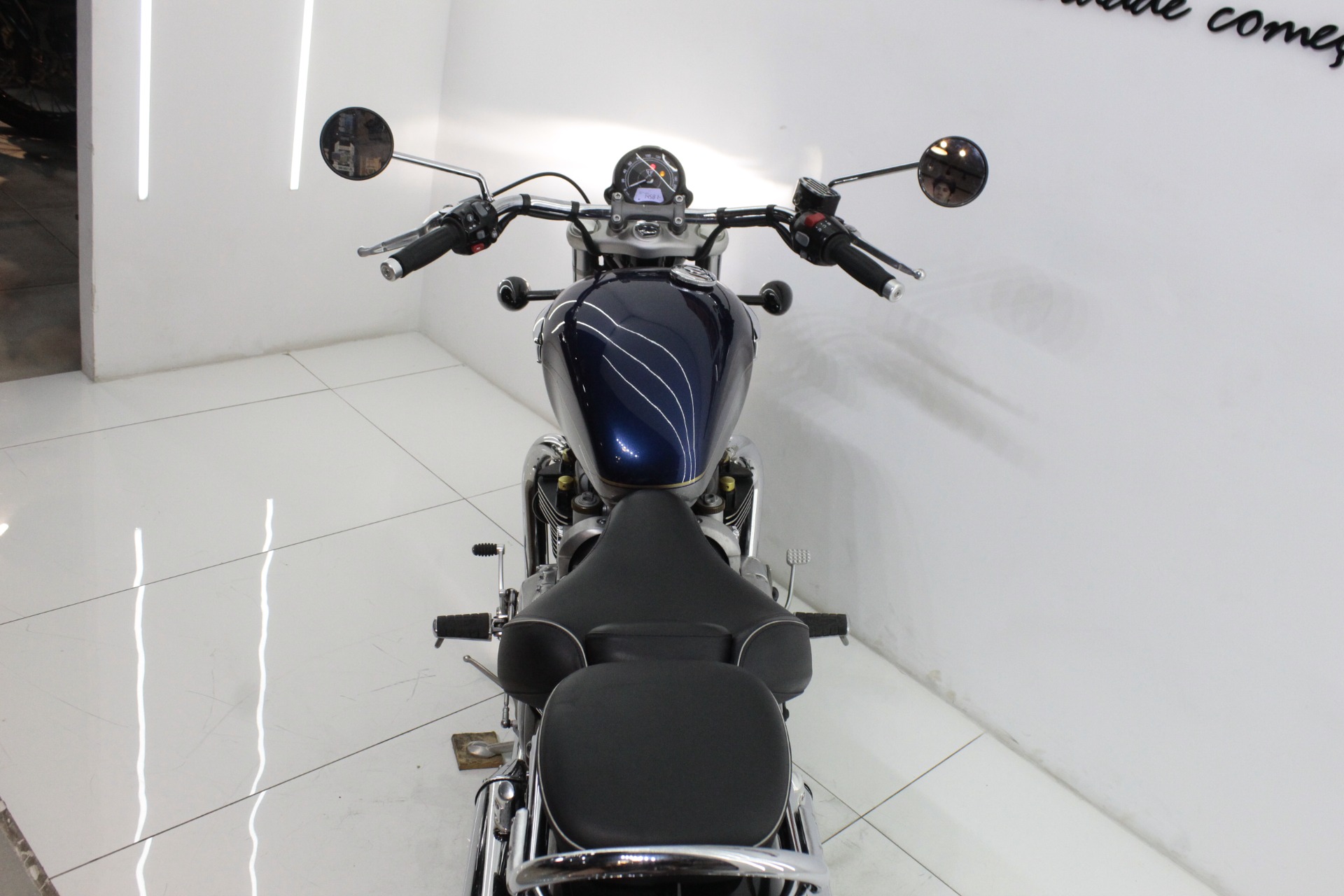 TRIUMPH BONNEVILLE SPEEDMASTER