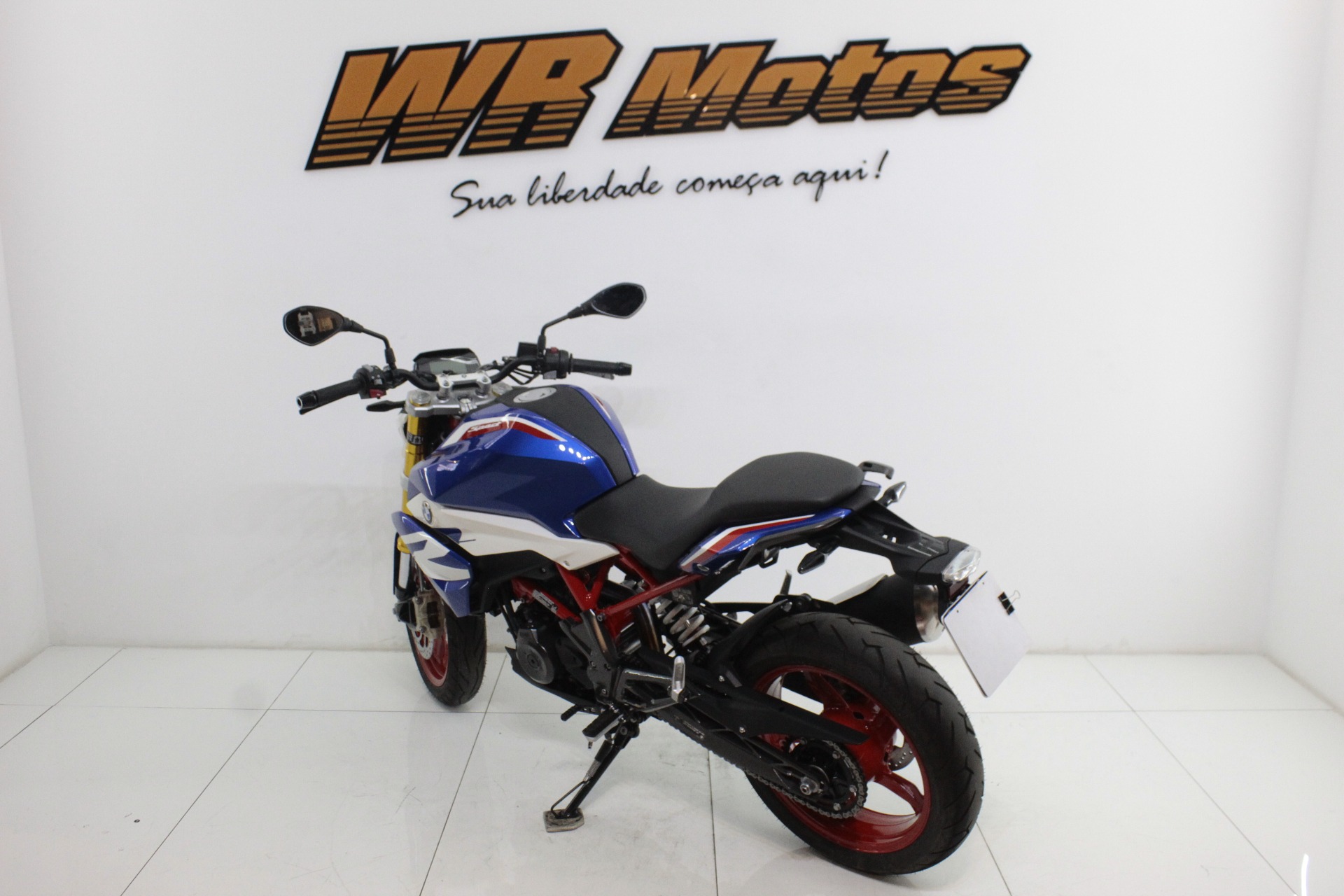 BMW G 310 R