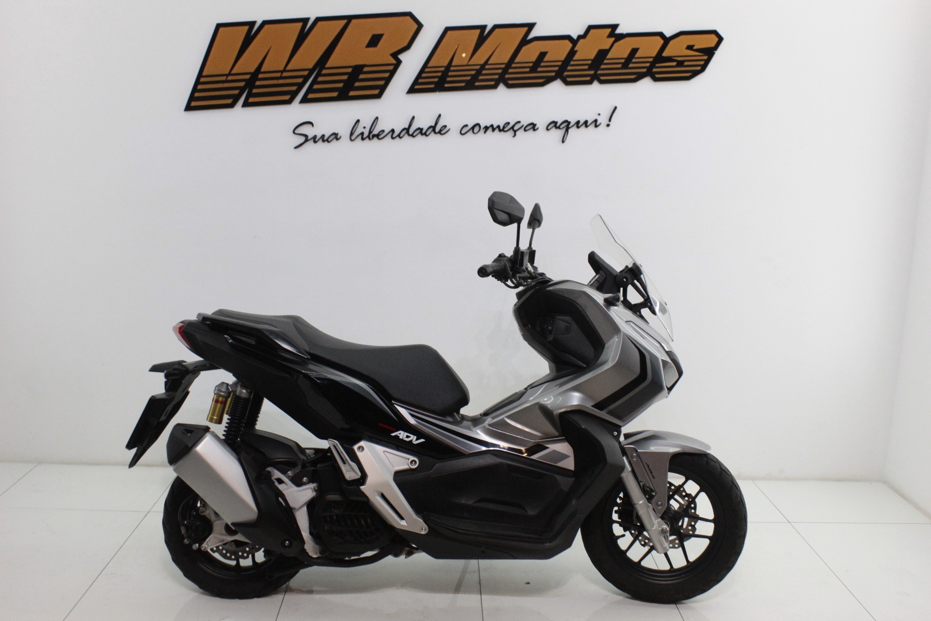 HONDA ADV 150