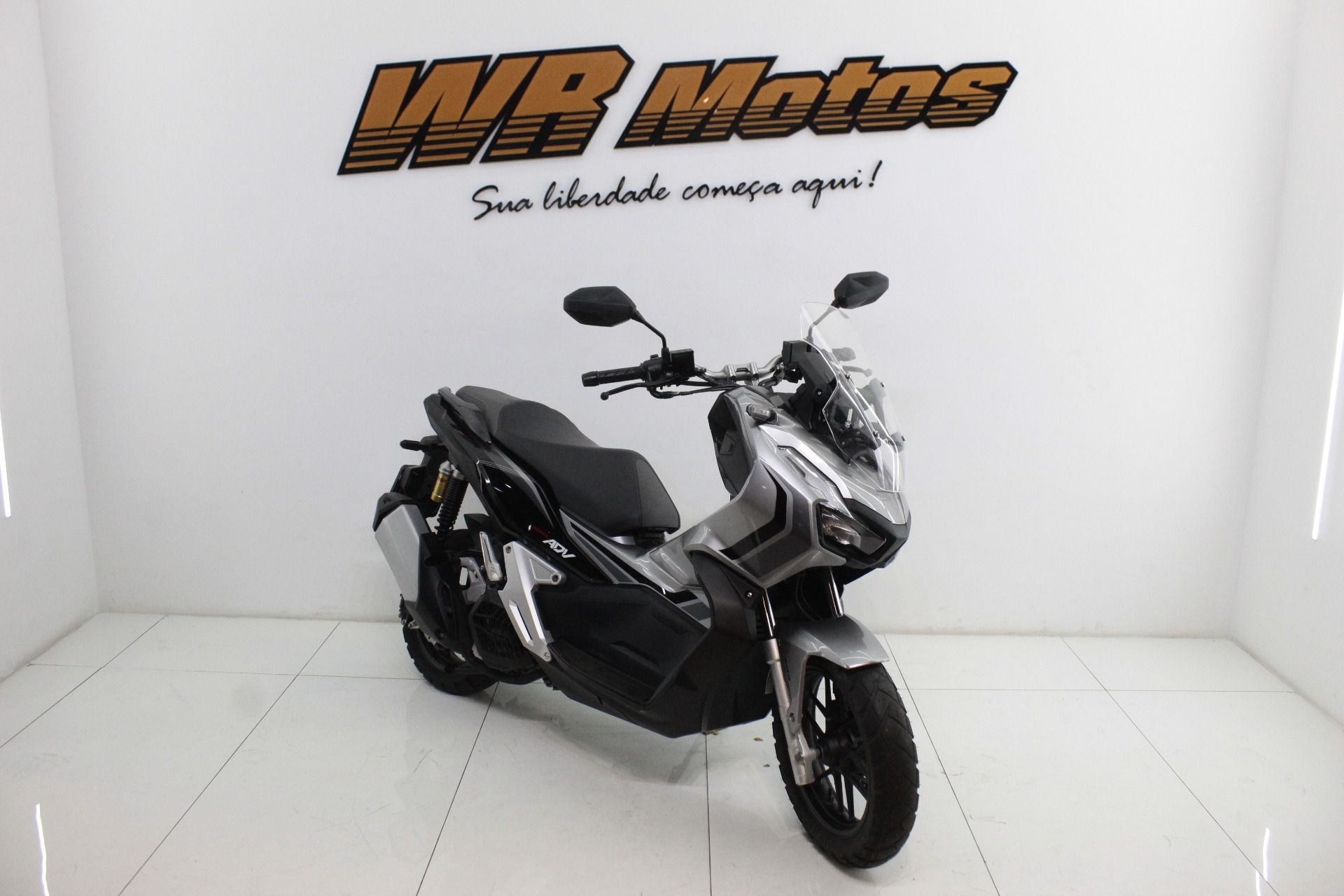 HONDA ADV 150