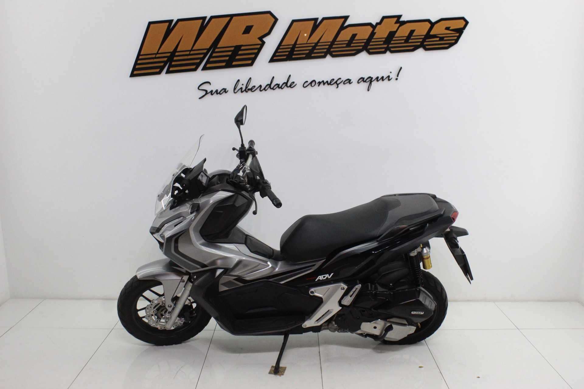 HONDA ADV 150