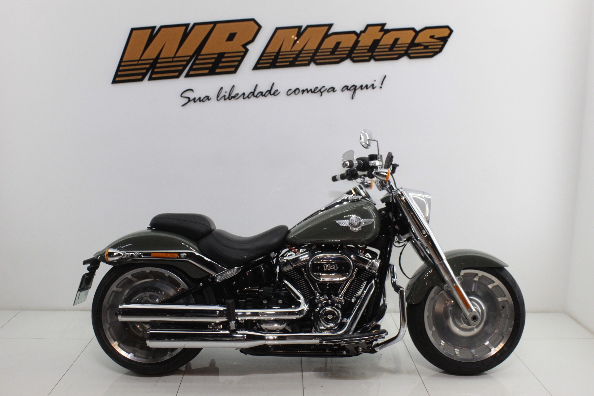 HARLEY-DAVIDSON SOFTAIL FAT BOY 114