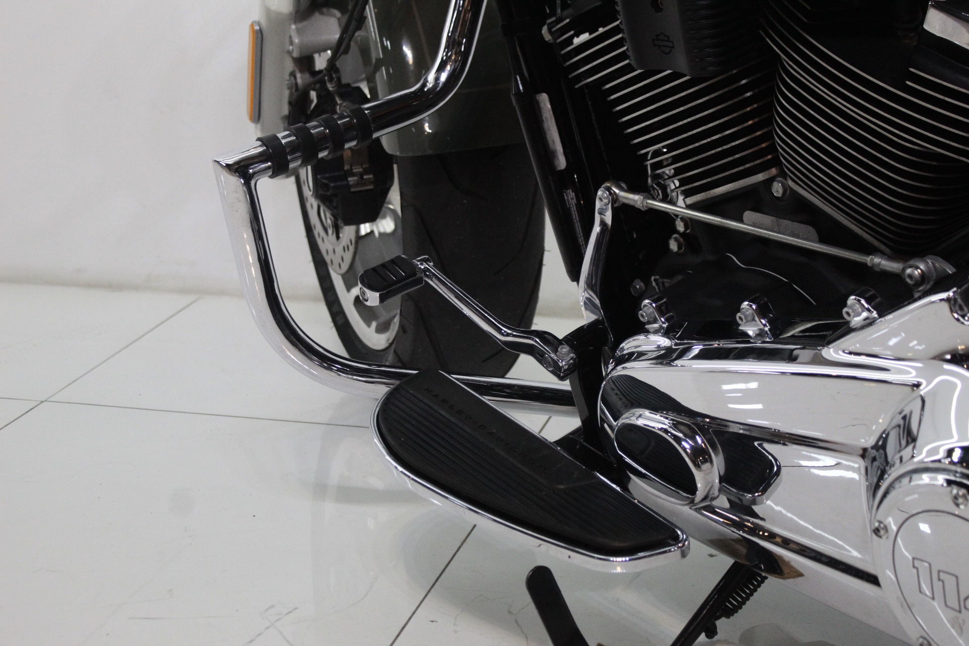 HARLEY-DAVIDSON SOFTAIL FAT BOY 114