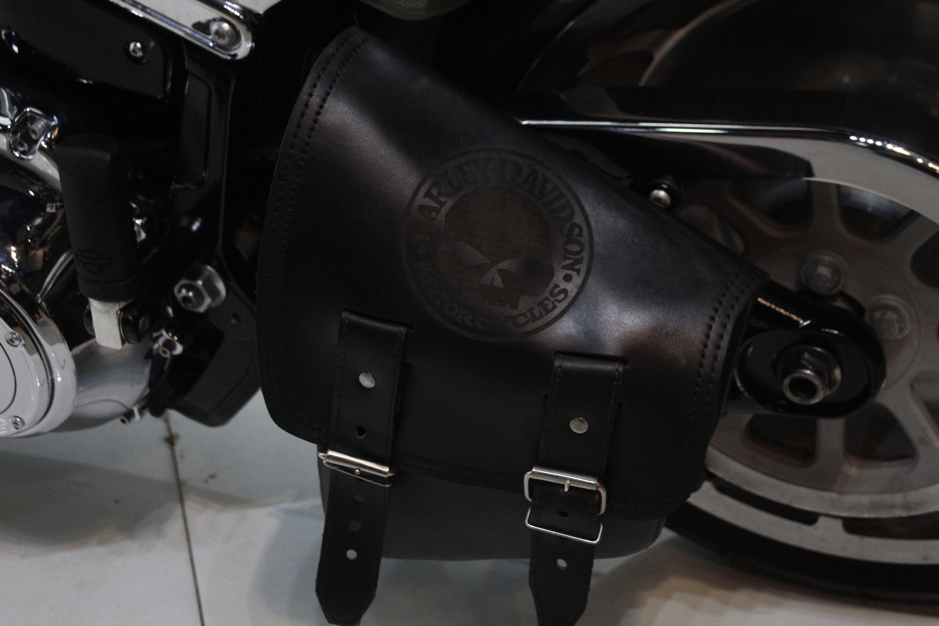 HARLEY-DAVIDSON SOFTAIL FAT BOY 114