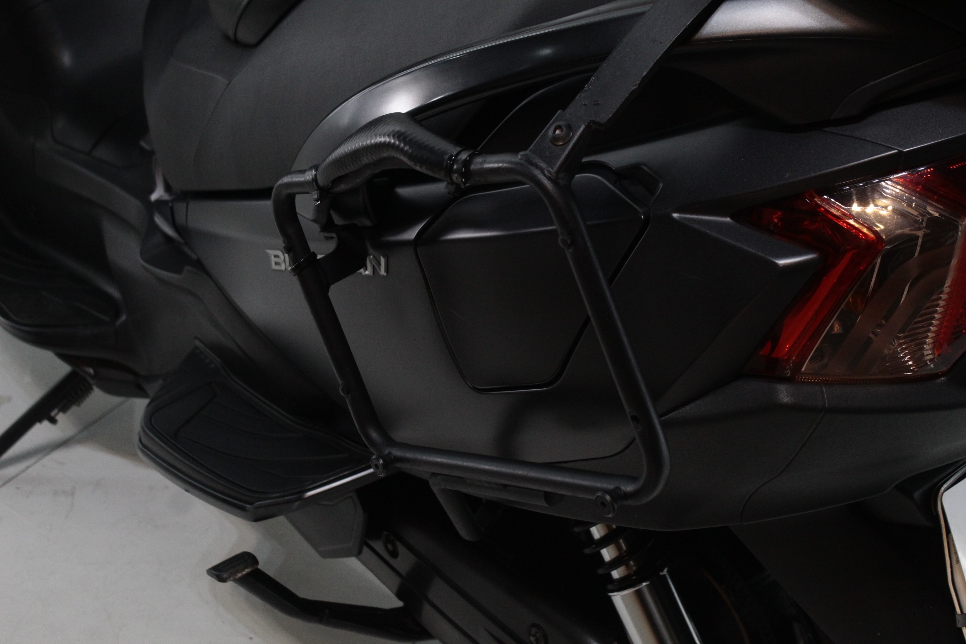 SUZUKI BURGMAN 650 EXECUTIVE