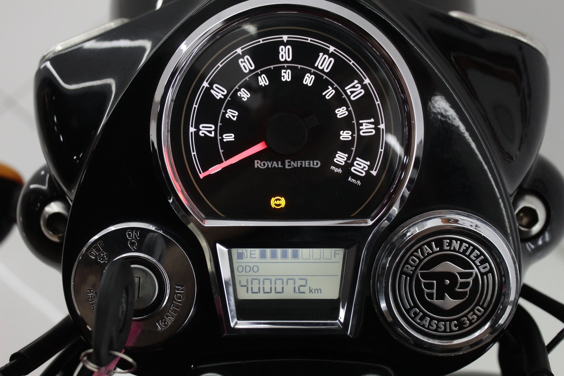 ROYAL ENFIELD CLASSIC 500