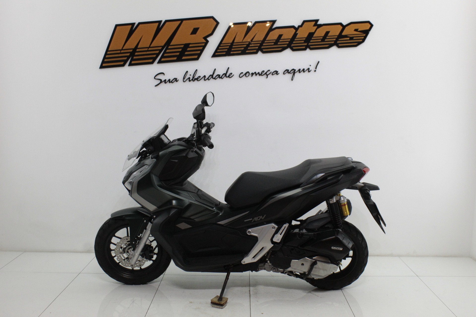 HONDA ADV 150