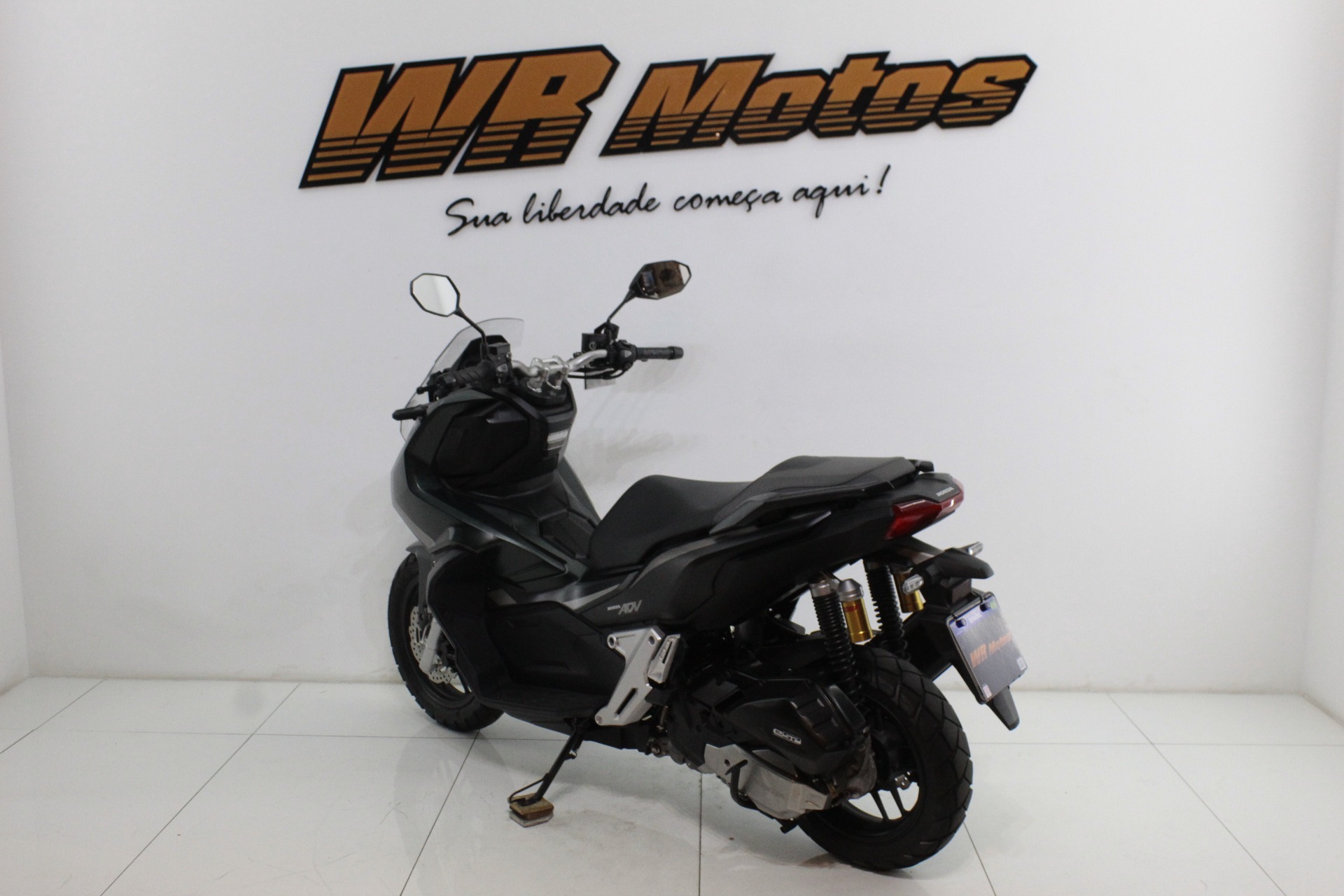 HONDA ADV 150
