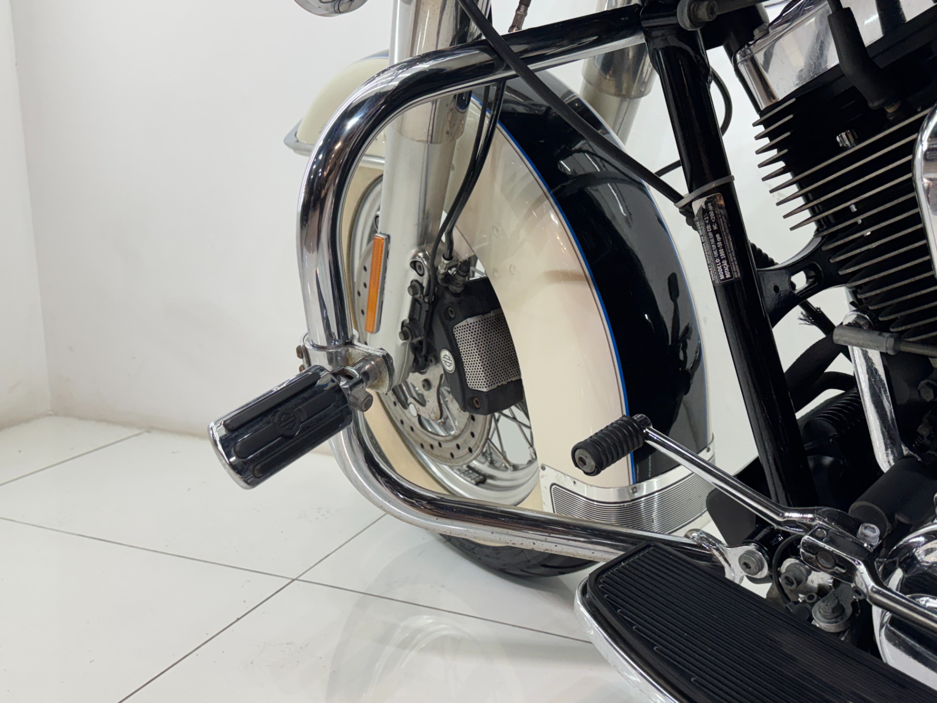 HARLEY-DAVIDSON ROAD KING CLASSIC