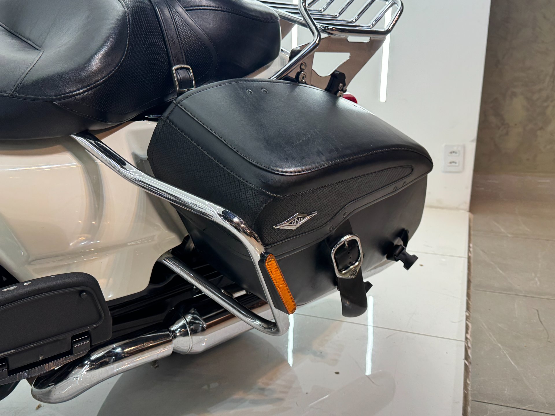 HARLEY-DAVIDSON ROAD KING CLASSIC