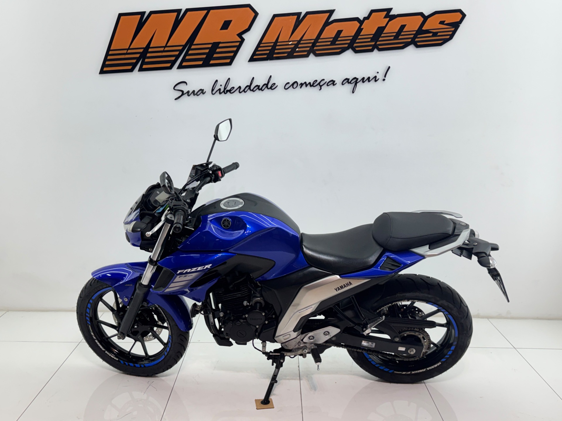 YAMAHA FZ25 FAZER ABS