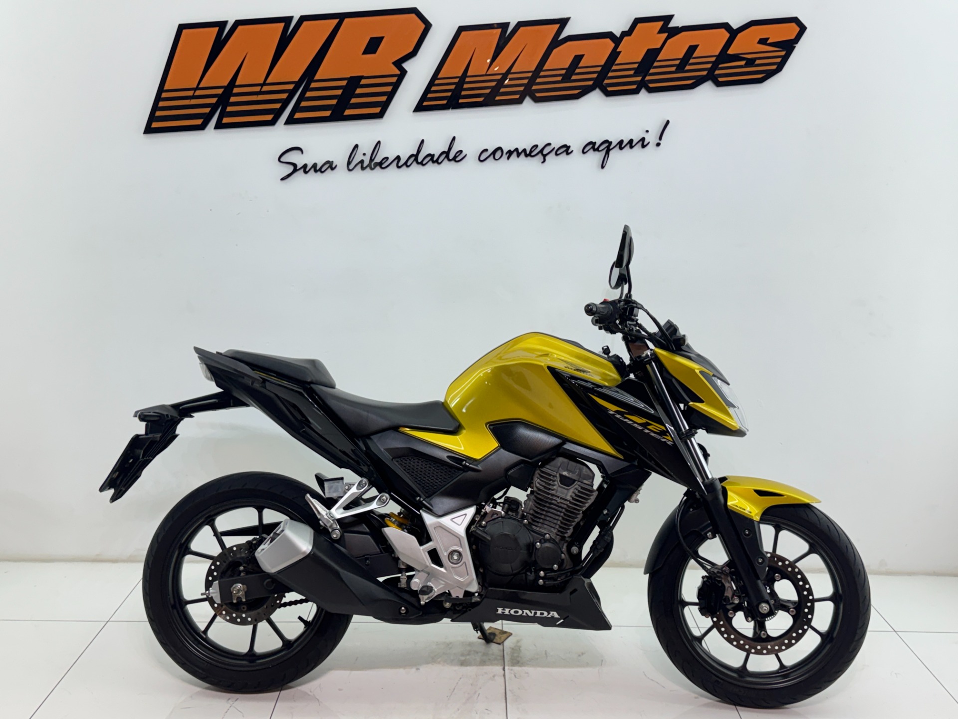 HONDA CB 300F TWISTER ABS