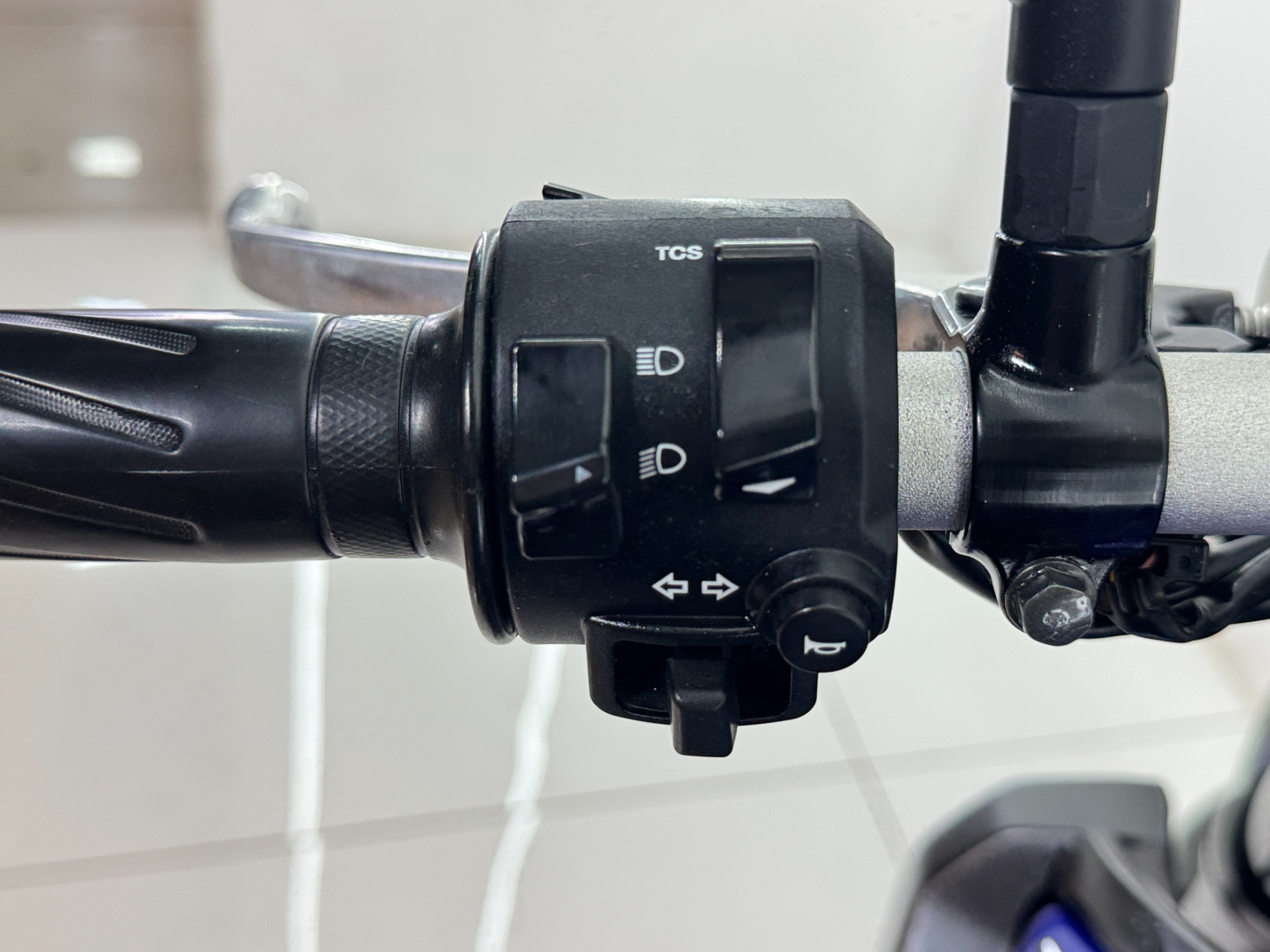 YAMAHA MT-09