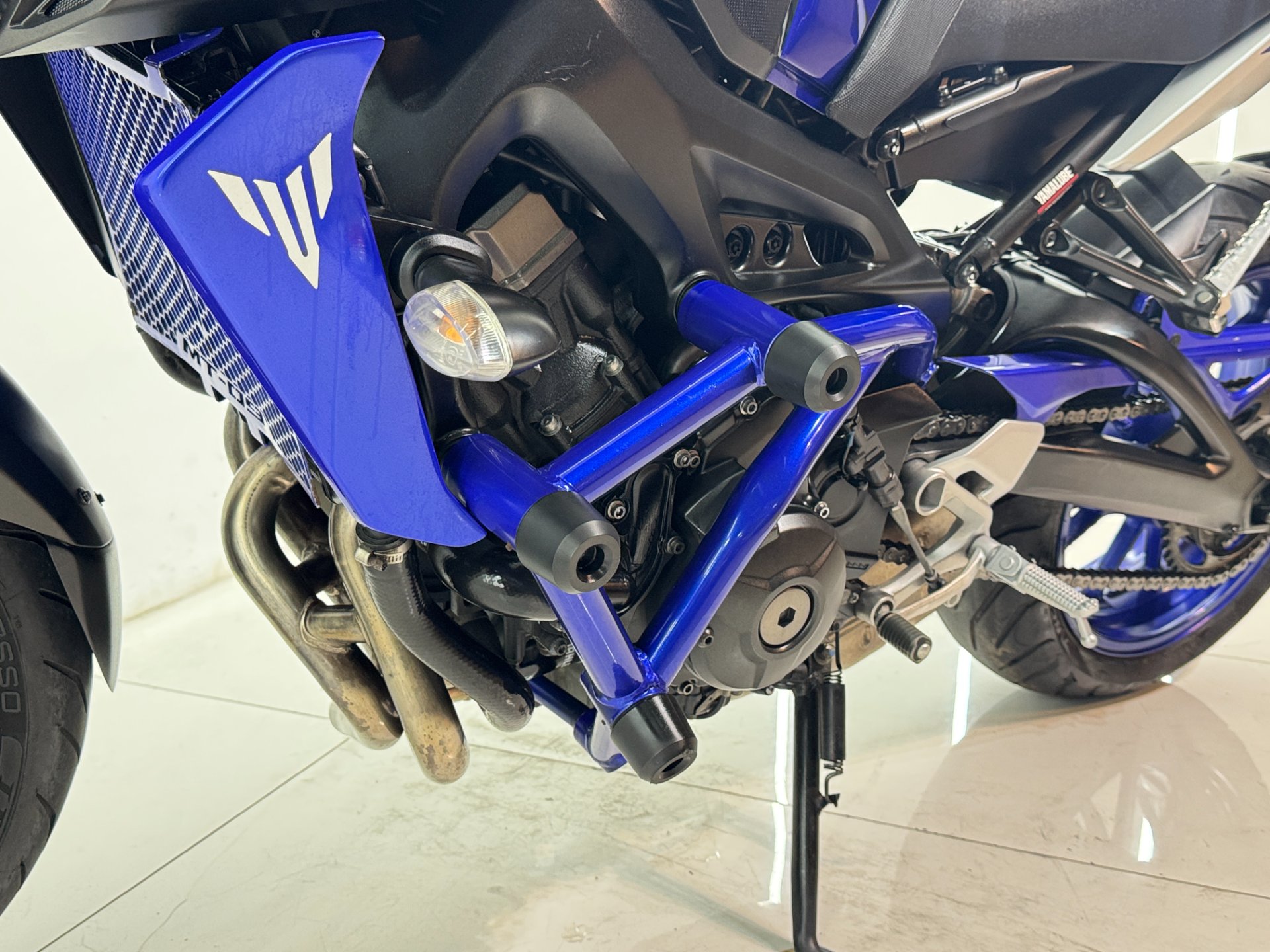 YAMAHA MT-09