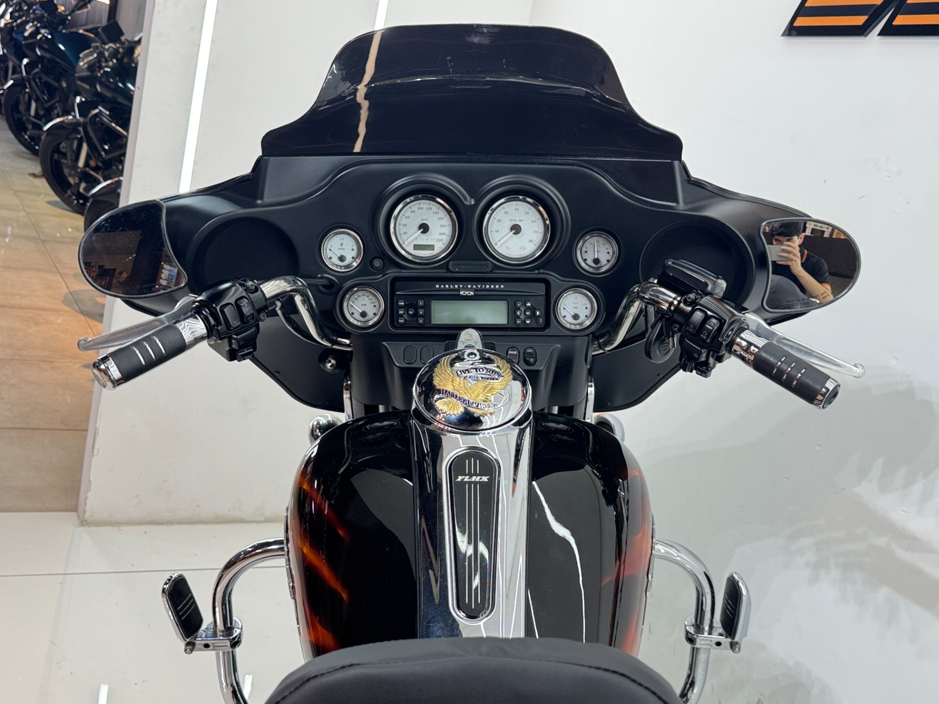 HARLEY-DAVIDSON STREET GLIDE