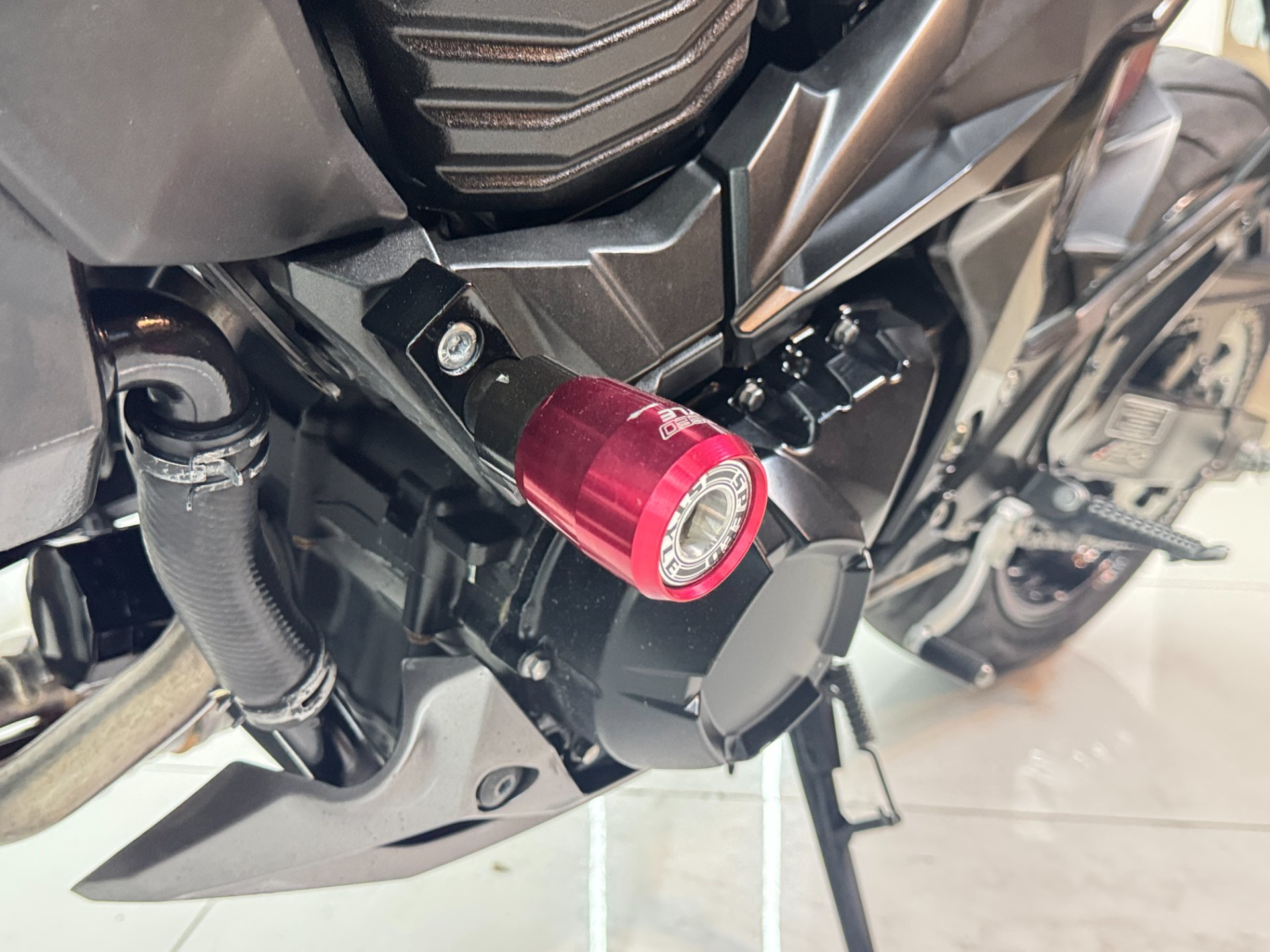 KAWASAKI Z800