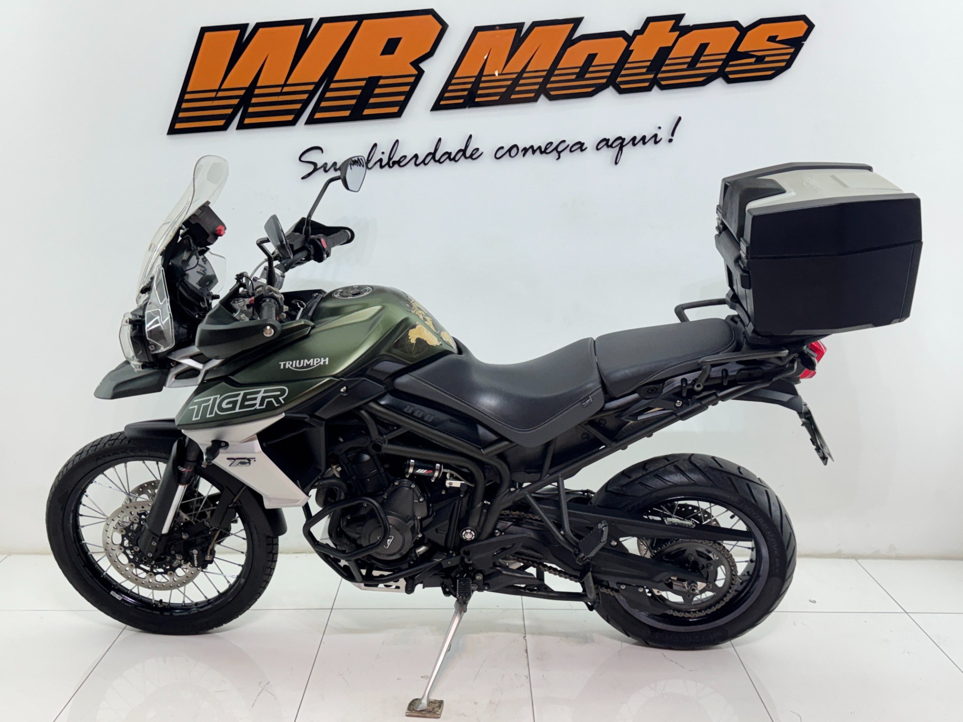 TRIUMPH TIGER 800 XCX