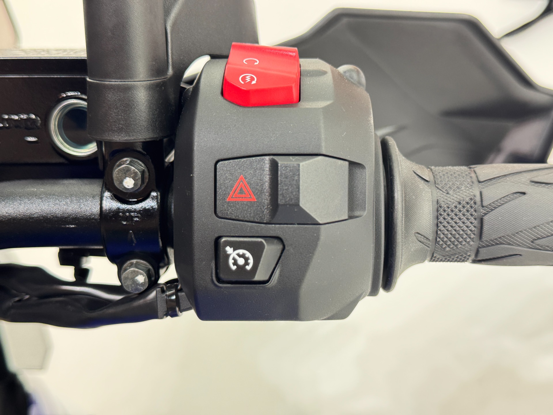 SUZUKI V-STROM 1050XT ABS