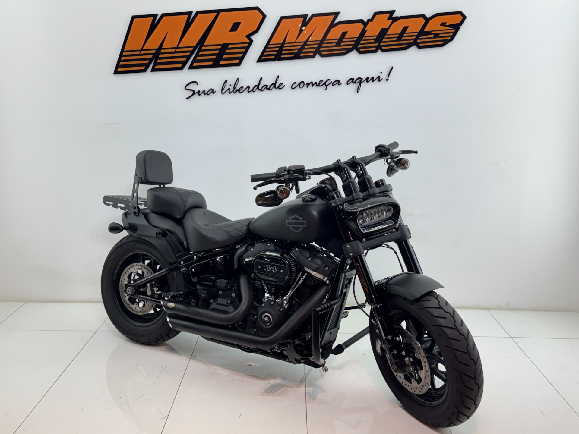 HARLEY-DAVIDSON SOFTAIL FAT BOB 114