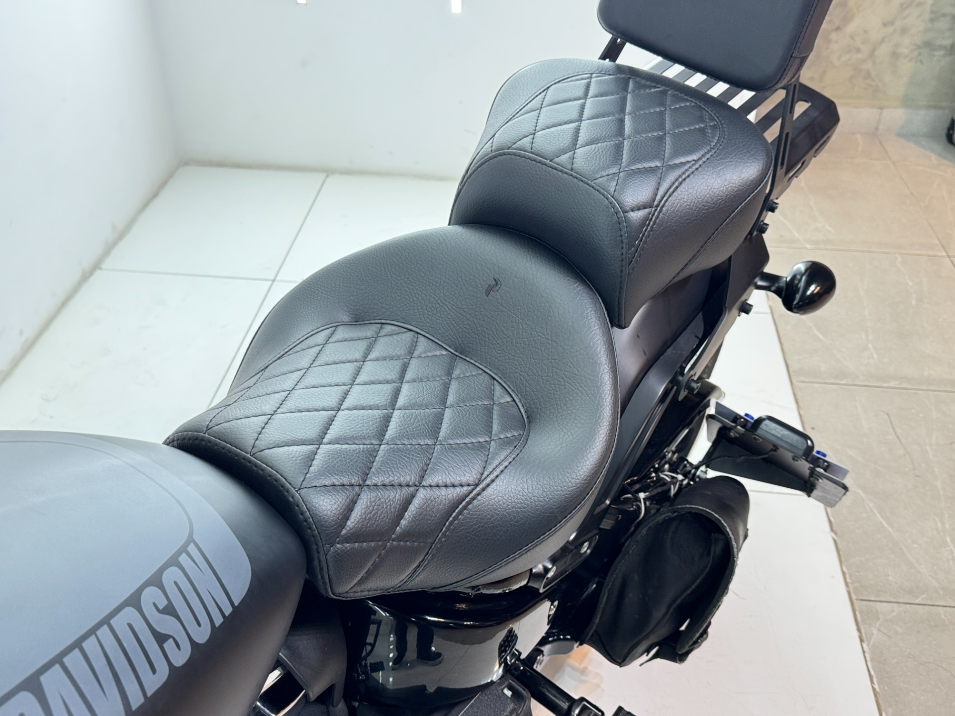 HARLEY-DAVIDSON SOFTAIL FAT BOB 114
