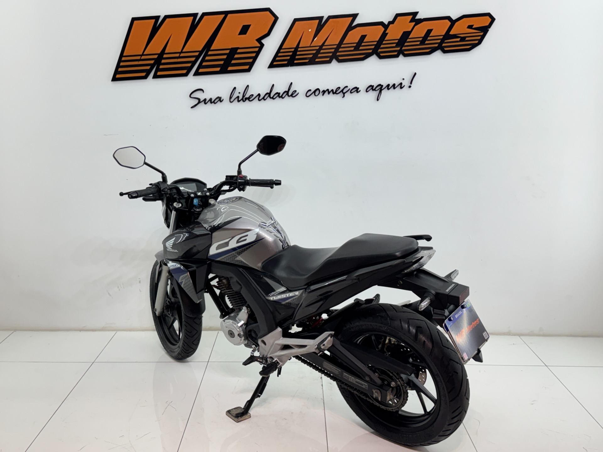 HONDA CB 250F TWISTER