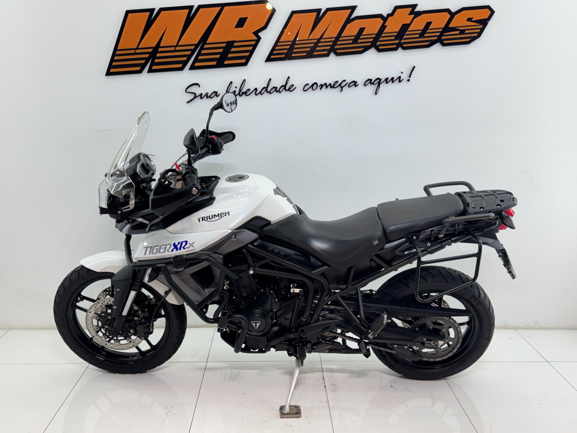TRIUMPH TIGER 800 XRX