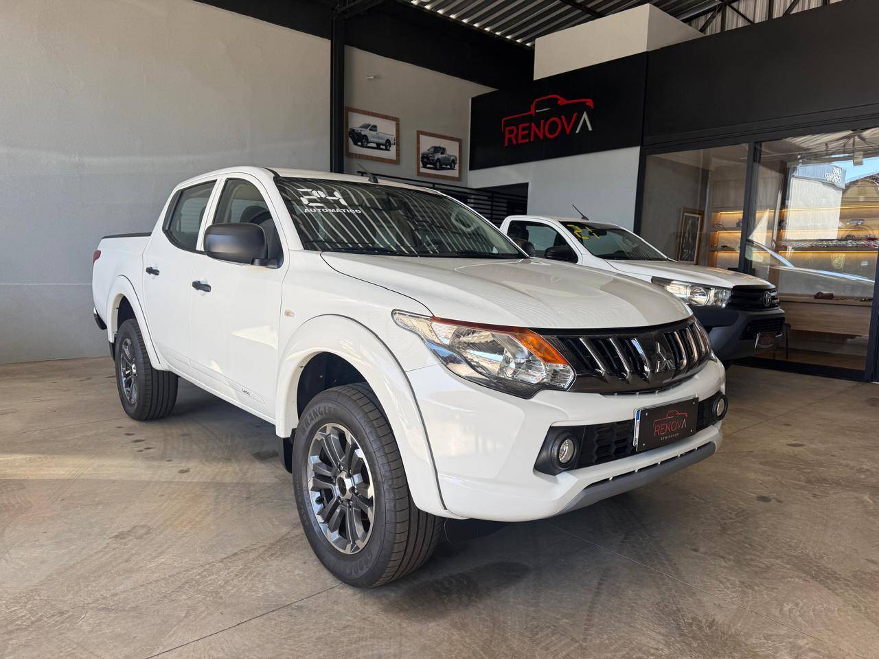 MITSUBISHI L200 TRITON