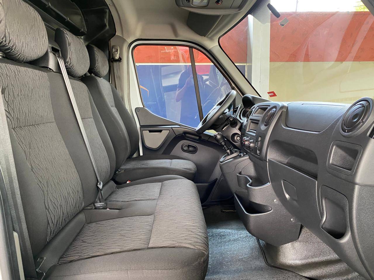 RENAULT MASTER