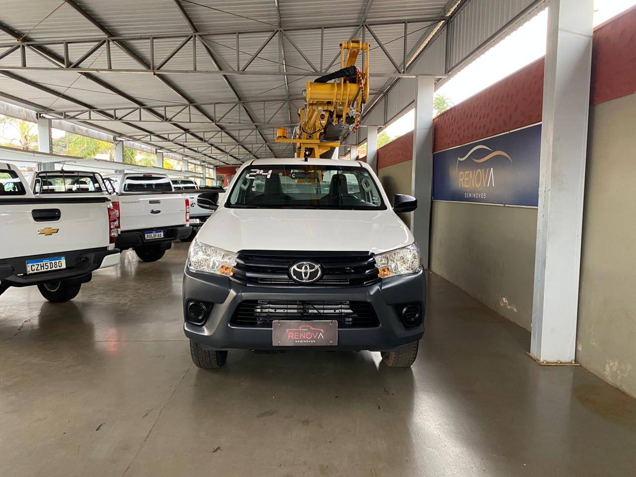 TOYOTA HILUX