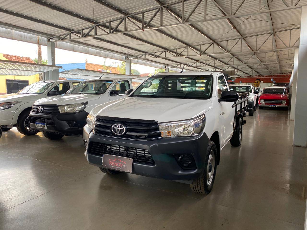 TOYOTA HILUX