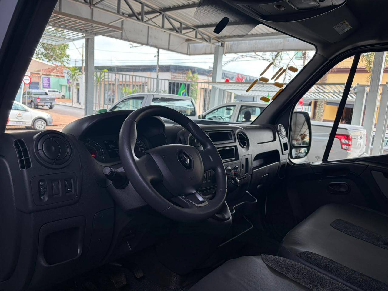 RENAULT MASTER