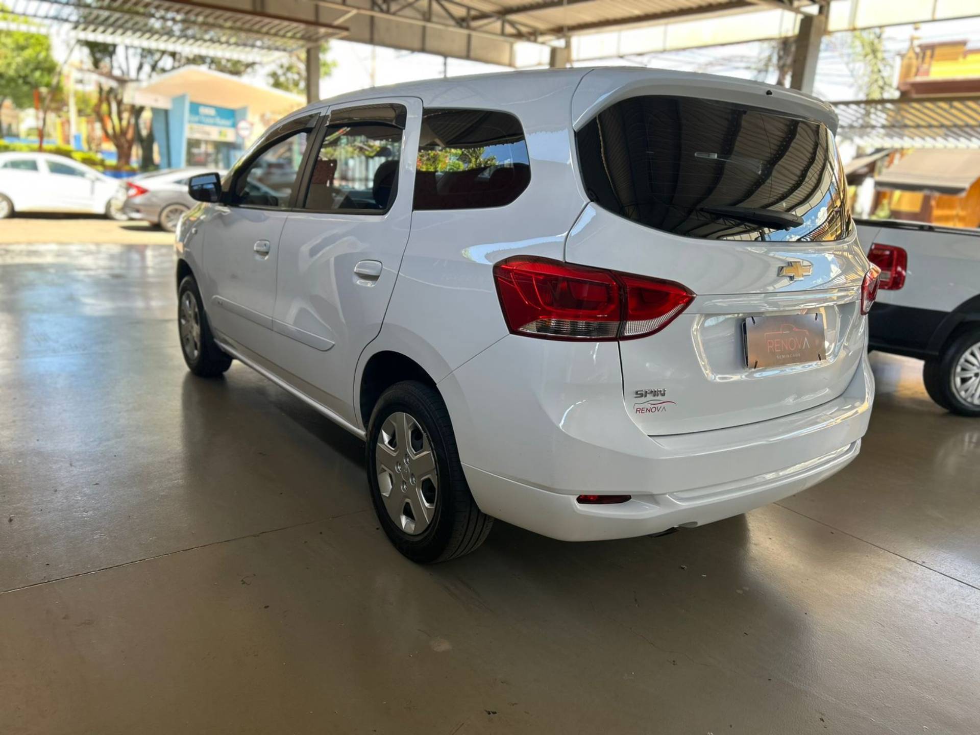 CHEVROLET SPIN