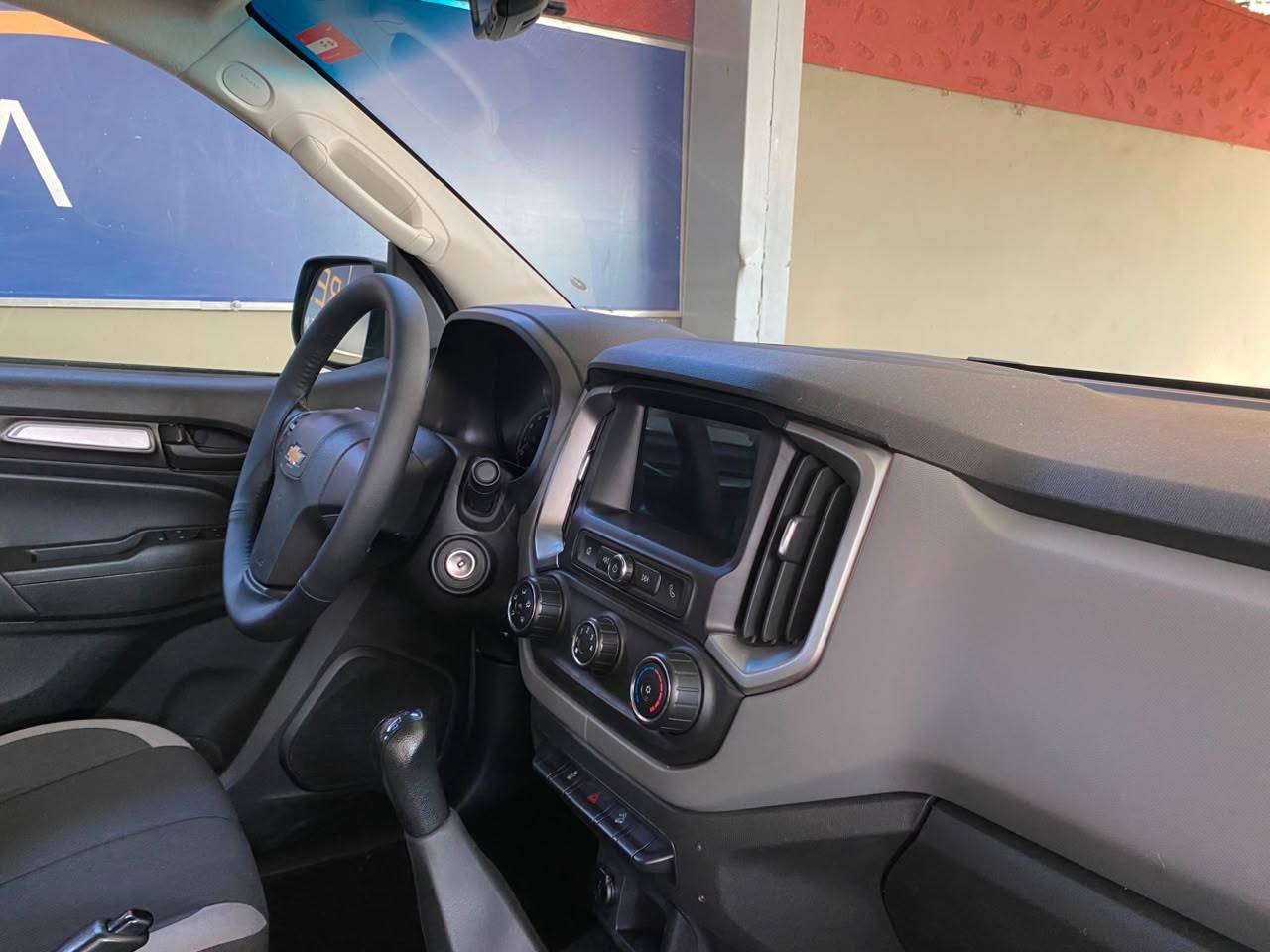 CHEVROLET S10