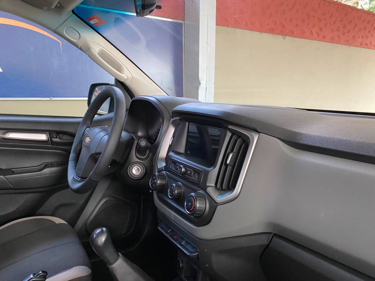CHEVROLET S10